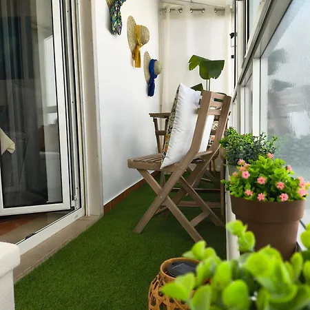 Good Waves Apartment